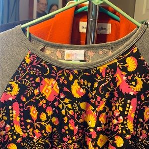 LulaRoe Long sleeve Randy Top